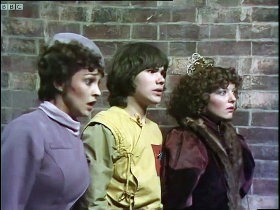 Fourth Doctor regenerates - Tom Baker to Peter Davison (EXTENDED ...