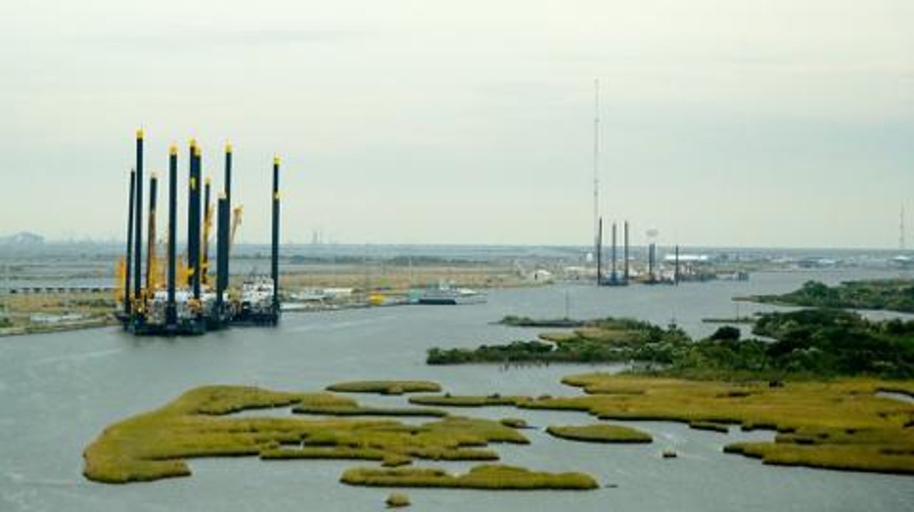 Fault Lines - The Disappearing Delta