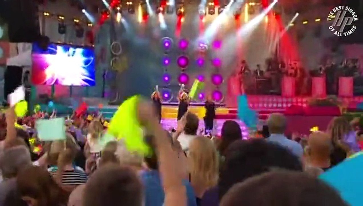 Helena Paparizou - Opa Opa (Live @ Sommarkrysset) 19.07.2014 -video by mohsinahmad