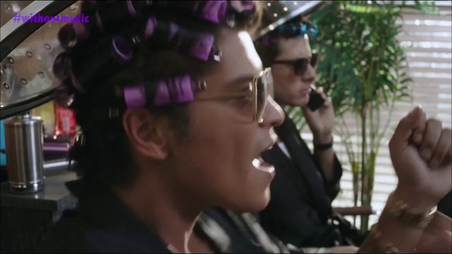 Clip de Uptown Funk sans musique - Mark Ronson ft. Bruno Mars bien marrants!