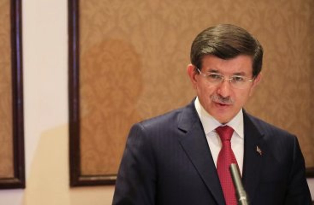 Başbakan'dan Belediye Başkanlarına: İlk Vazifeniz Kadına Şiddeti Engellemek