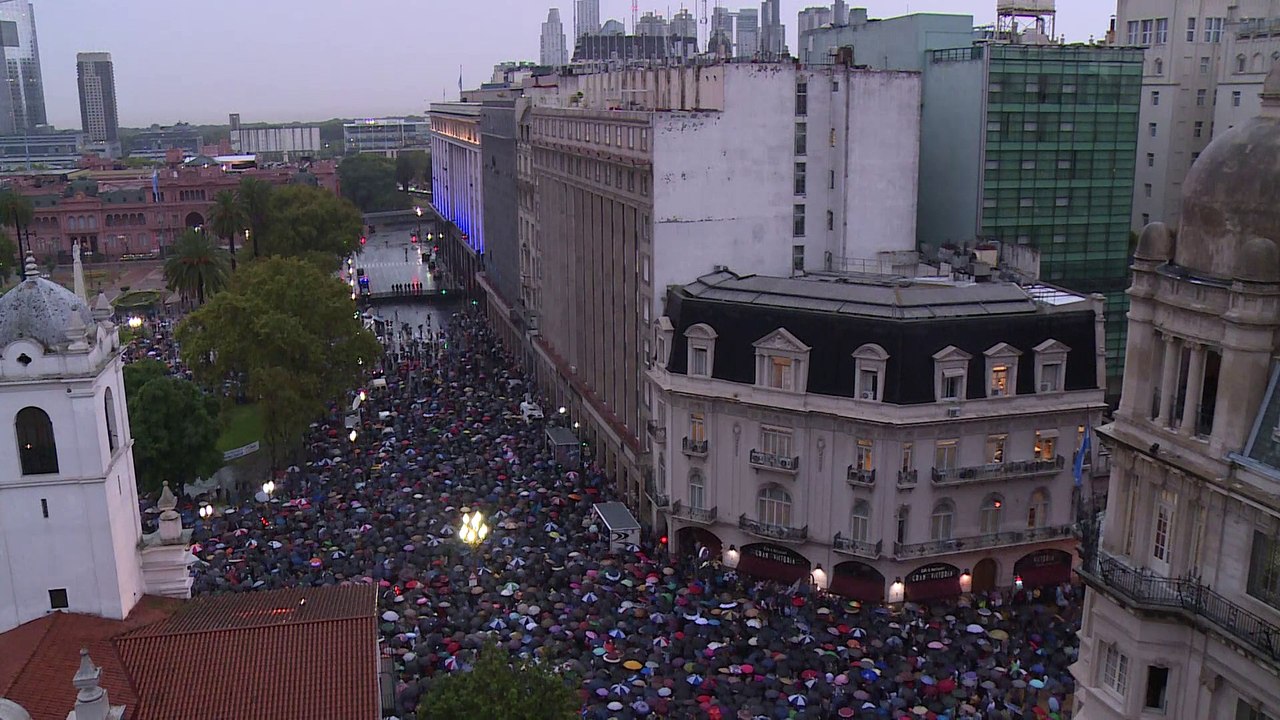 Immense manifestation en Argentine en hommage au procureur Alberto Nisman
