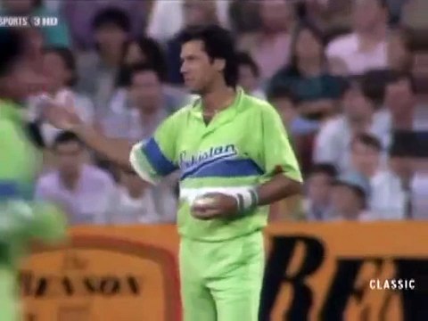 Watch How Batsman's Legs Trembling While Facing Imran Khan's Bowling, Rare Video
