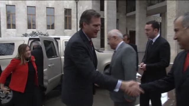 Çiçek: Terör Örgütlerine Karşı Ayrım Yapmadan Mücadele Etmemiz Gerekiyor