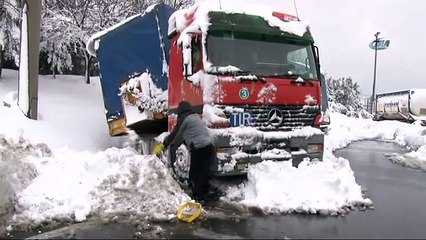 İstanbul’da kar esareti