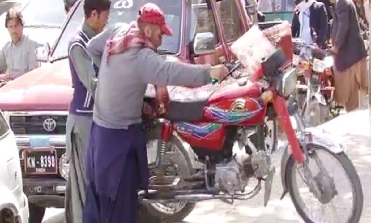 Quetta faces worst traffic jam on PM visit