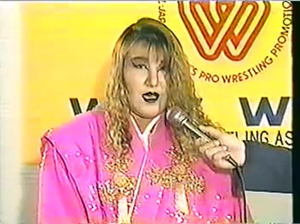 Akira Hokuto vs Mima Shimoda 8-30-95