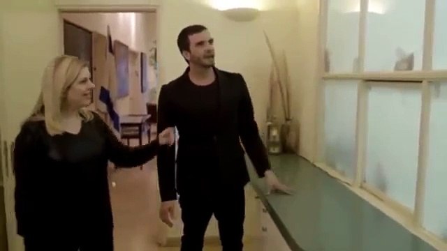 La femme de Benjamin Netanyahou fait visiter un appartement qui n'est pas le sien à la télévision israélienne