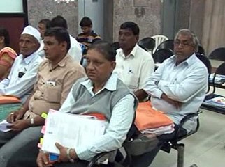 Anandiben Patel resolves issues at Swagat Online Redressal Forum