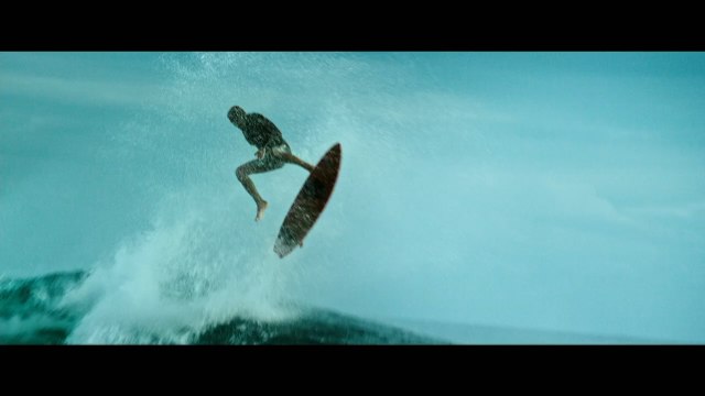 Teresa Palmer, Luke Bracey In 'Point Break' First Trailer