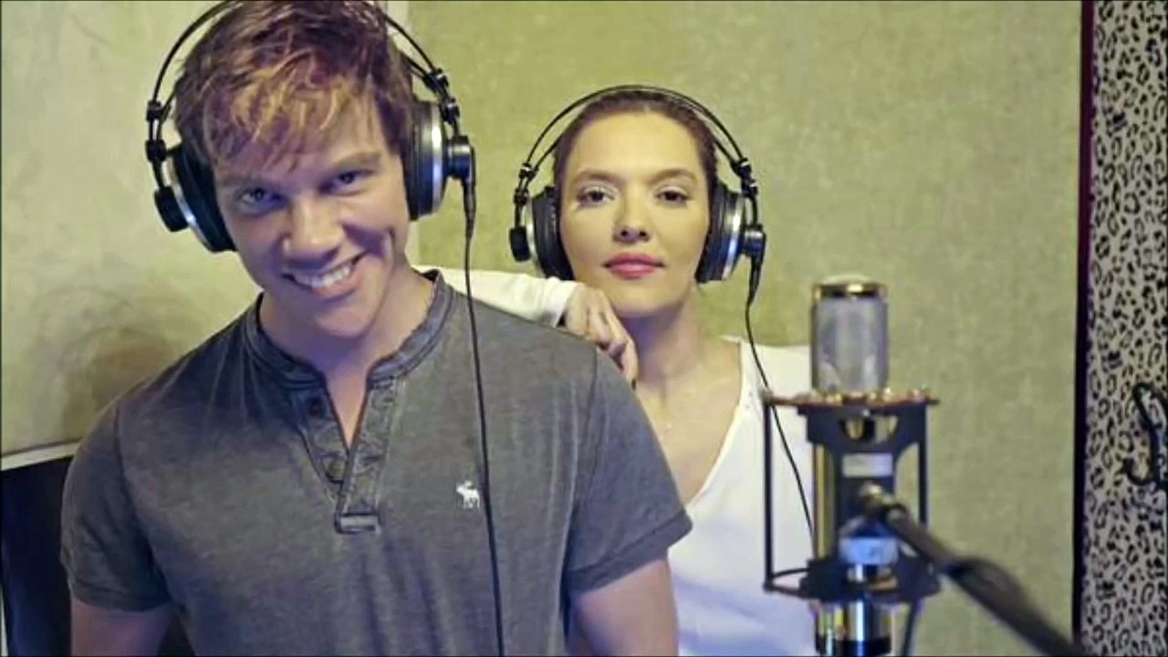 Sinan Akçıl feat. Demet Akalın - Vazgeçilmezim (2015)