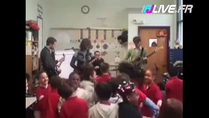 Du rock jouer dans une classe de maternelle !