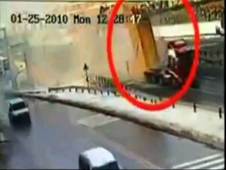 حوادث واصطدامات غريبة وعجيبة