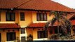 10 rumah mewah artis indonesia / luar negeri paling bagus [ kusen pintu-jendela-kayu-minimalis ]