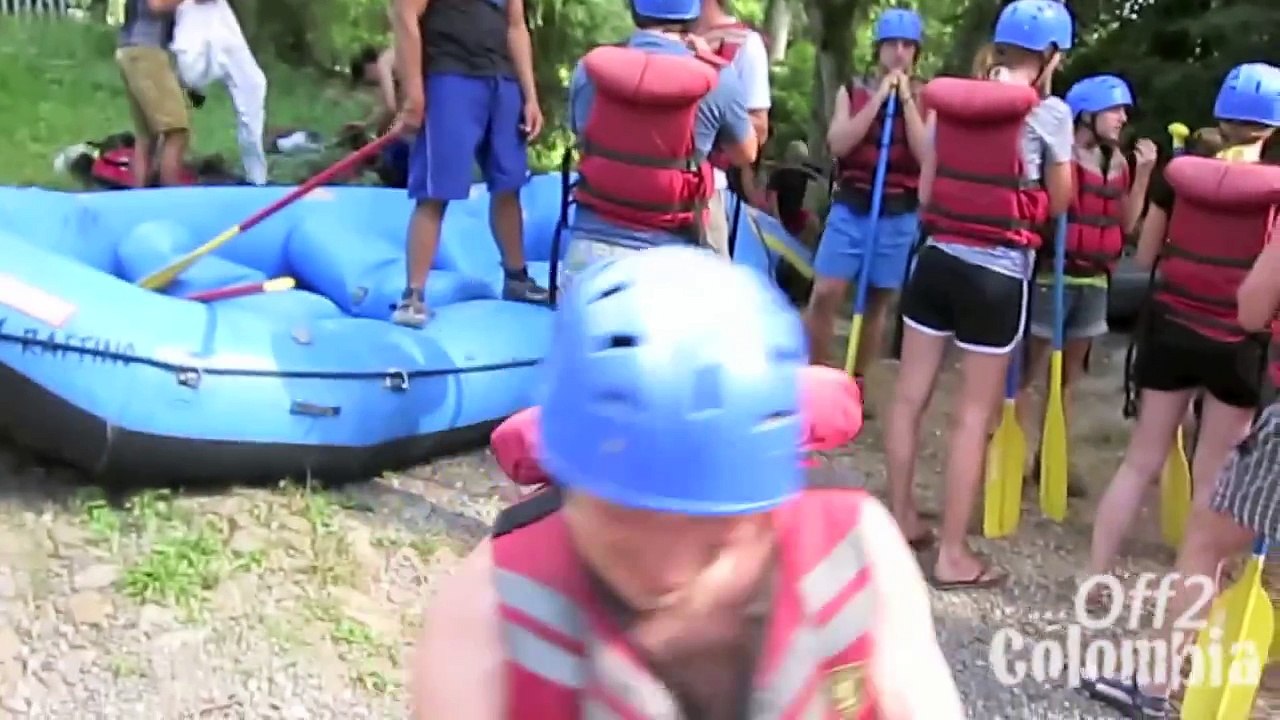 Rafting in San Gil Colombia - 3m Waves on the Rio Suarez!