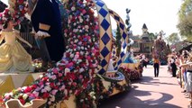 Anna, Elsa, Olaf on Frozen Float - New Festival of Fantasy Parade Walt Disney World