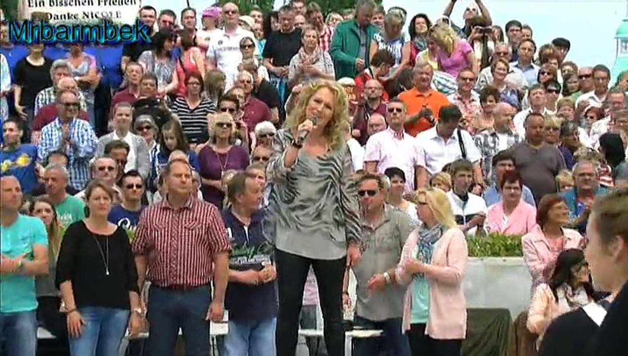 Nicole - ein bisschen Frieden mit Interview im Fernsehgarten 2015