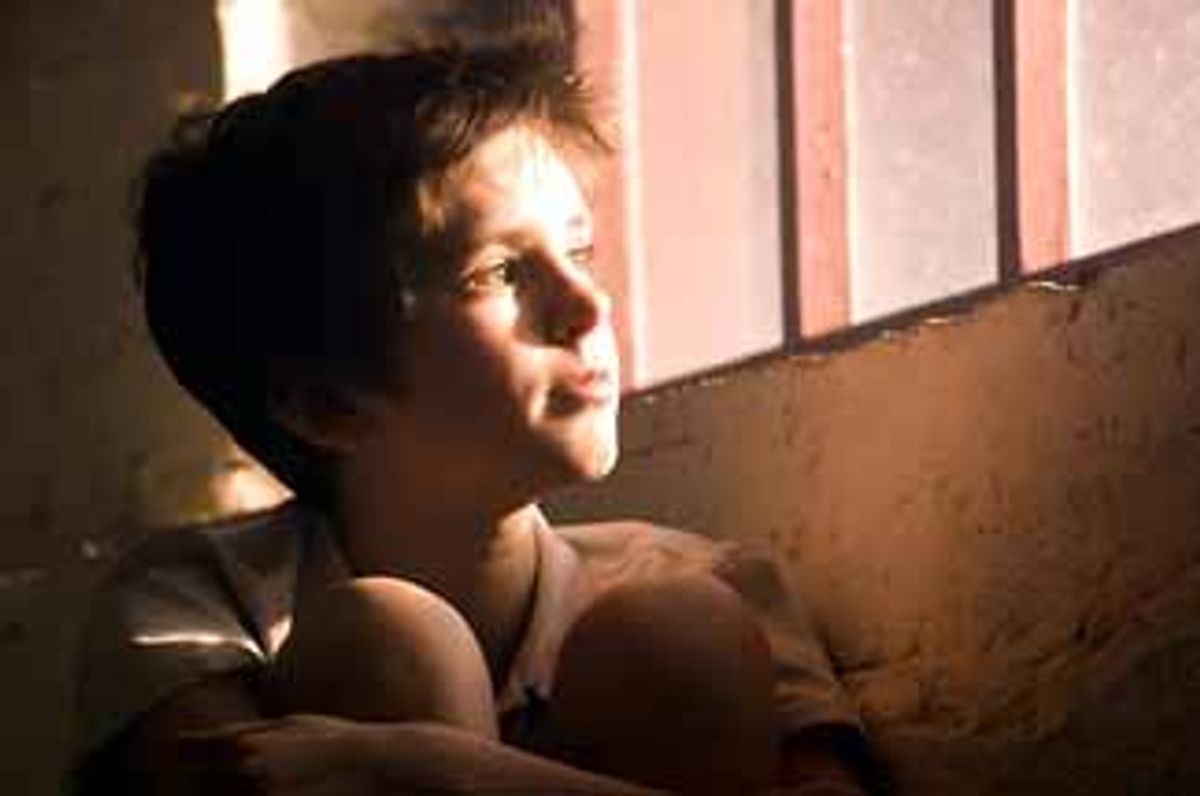 August Rush VF- Ext 4