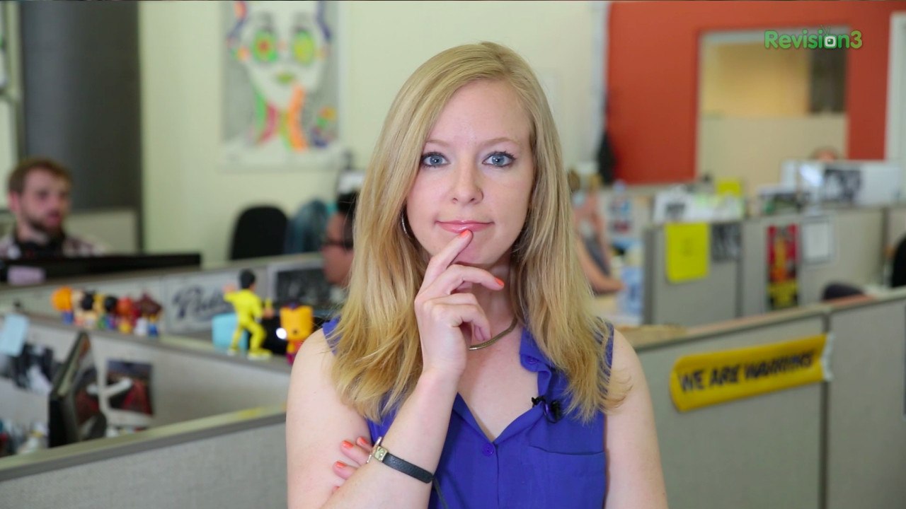 Is Miley Cyrus a Reptilian Shapeshifter? Plus: Batfleck Hate and Cat Chat