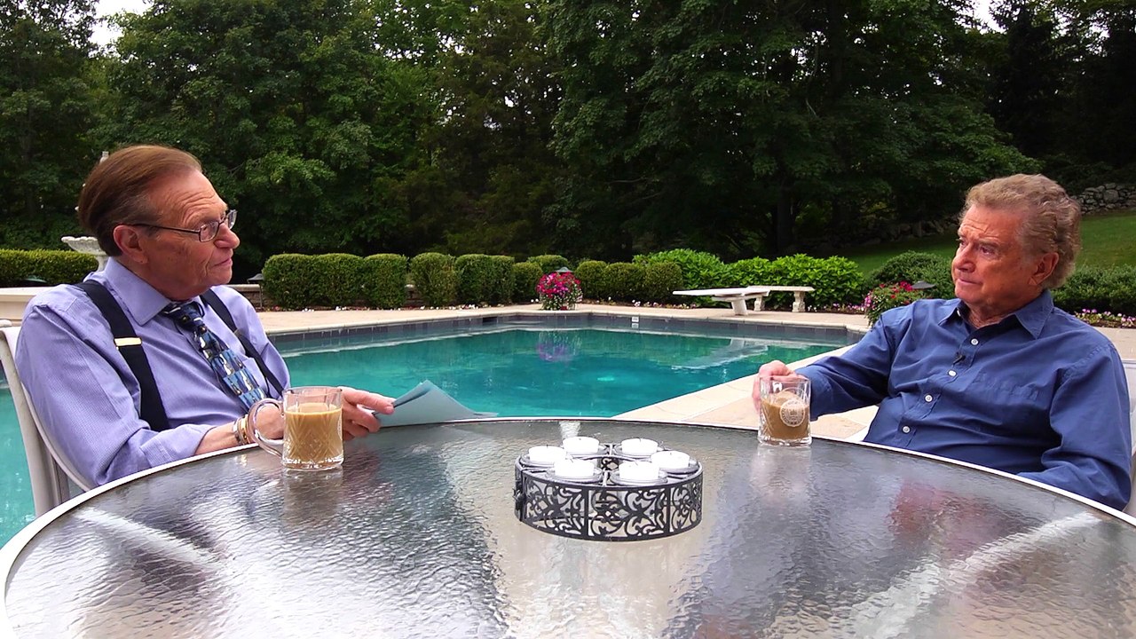 Regis Philbin talks to Larry King about leaving daytime TV, elevator texters, and sings duet with Larry