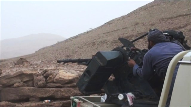 المقاومة الشعبية باليمن تسيطر على جبل مرثد