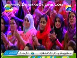 Dr Aamir Liaquat Hussain Making Fun of Those Ladies Jo K Gora Hone Ki Bht Shaukeen Hein