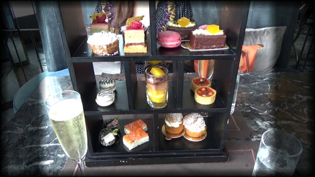 High Afternoon Tea au Café 103 - The Ritz-Cartlon (Hong Kong)
