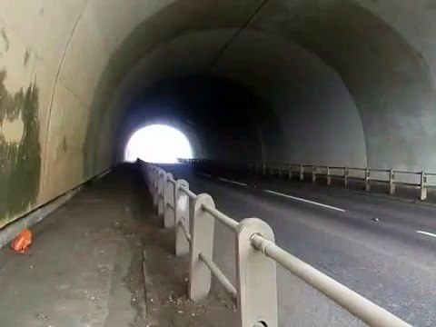 TVR Chimaera & Tamora in Wilts Tunnel