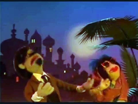 The Muppet Show - Girlfriend of the Whirling Dervish