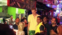 Giant Tall Guy Visits Walking Street Pattaya