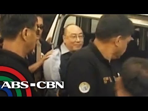 Lee arrives in Court of Appeals