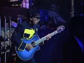 Naoto Kine acoustic guitar solo