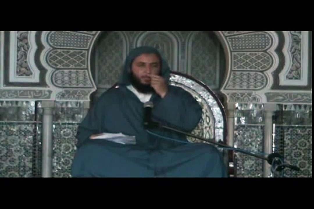 ما حكم إسبال الثوب من غير خيلاء ؟ | الشيخ الكملي