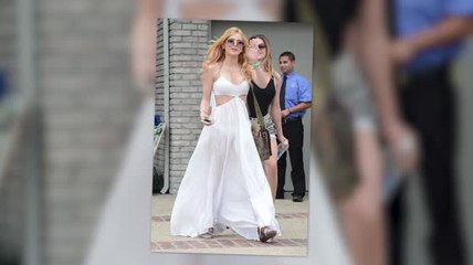 Bella Thorne y otros famosos asisten a la fiesta de playa de Memorial Day de Joel Silver