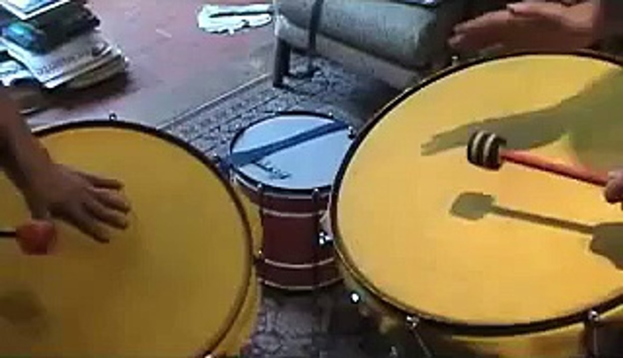 Unos Toques de Repique (repinique) Samba Enredo, batucada