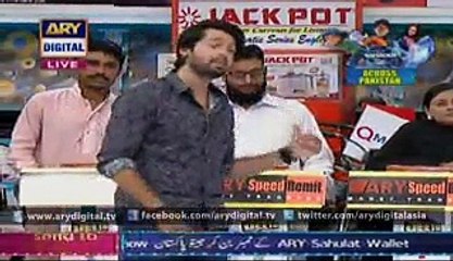 The winner of 10 Tola gold inJeeto Pakistan on ARY Digital