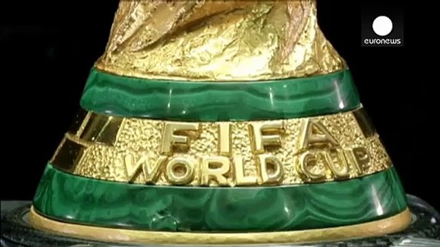 توقيف عدة مسؤولين في الاتحاد الدولي لكرة القدم