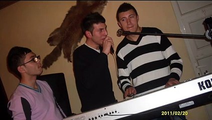 Iulian de la Vrancea - Sarba instrumentala la orga (Korg pa 50)