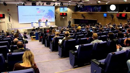 Brüssel will 40 000 Flüchtlinge auf EU-Staaten verteilen