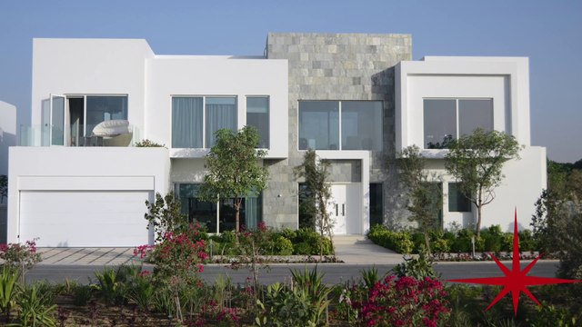 Modern Contemporary 4 Ensuite BR Villa with Private Pool and Garden, Distinctive Interiors