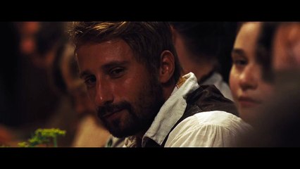 Loin De La Foule Déchainée (2015) - Extrait "La Chanson" [VF-HD]