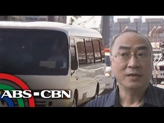 Delfin Lee arrives in Pampanga