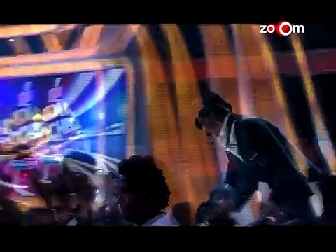 Shahrukh Khan promotes Salman Khan's Film 'Bajrangi Bhaijaan' - Bollywood News