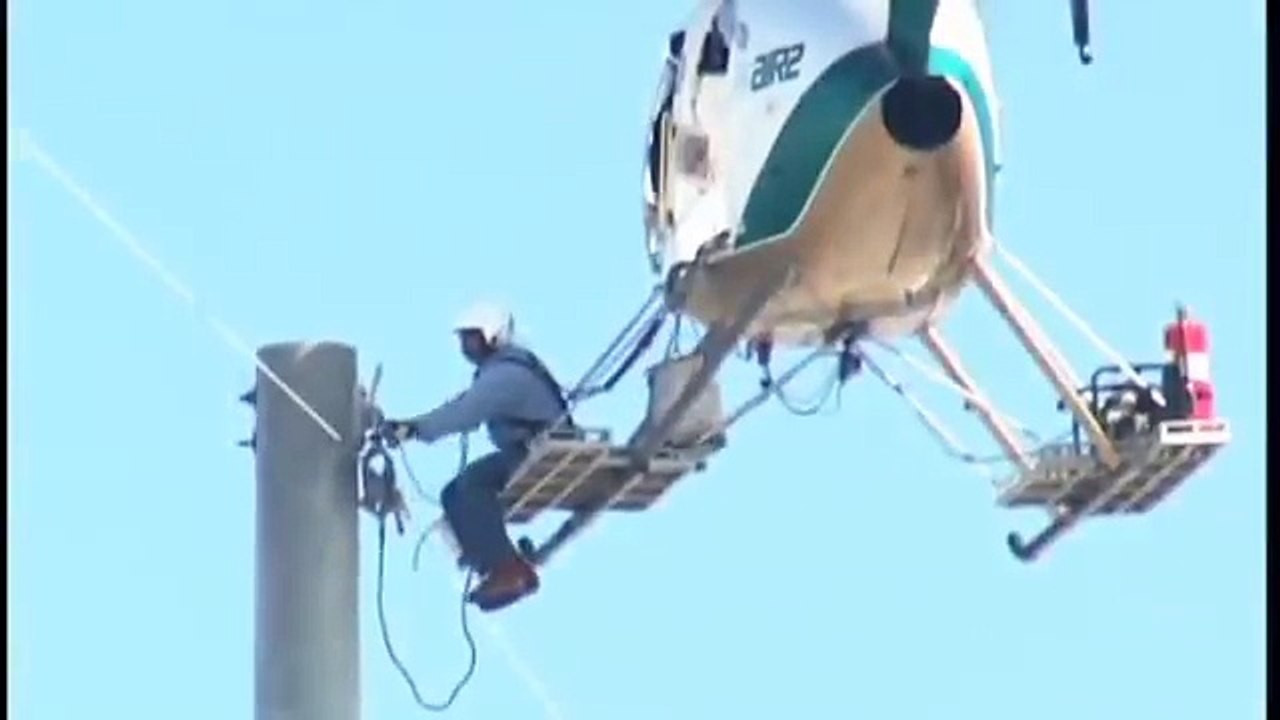 Helicopter used for transmission line work