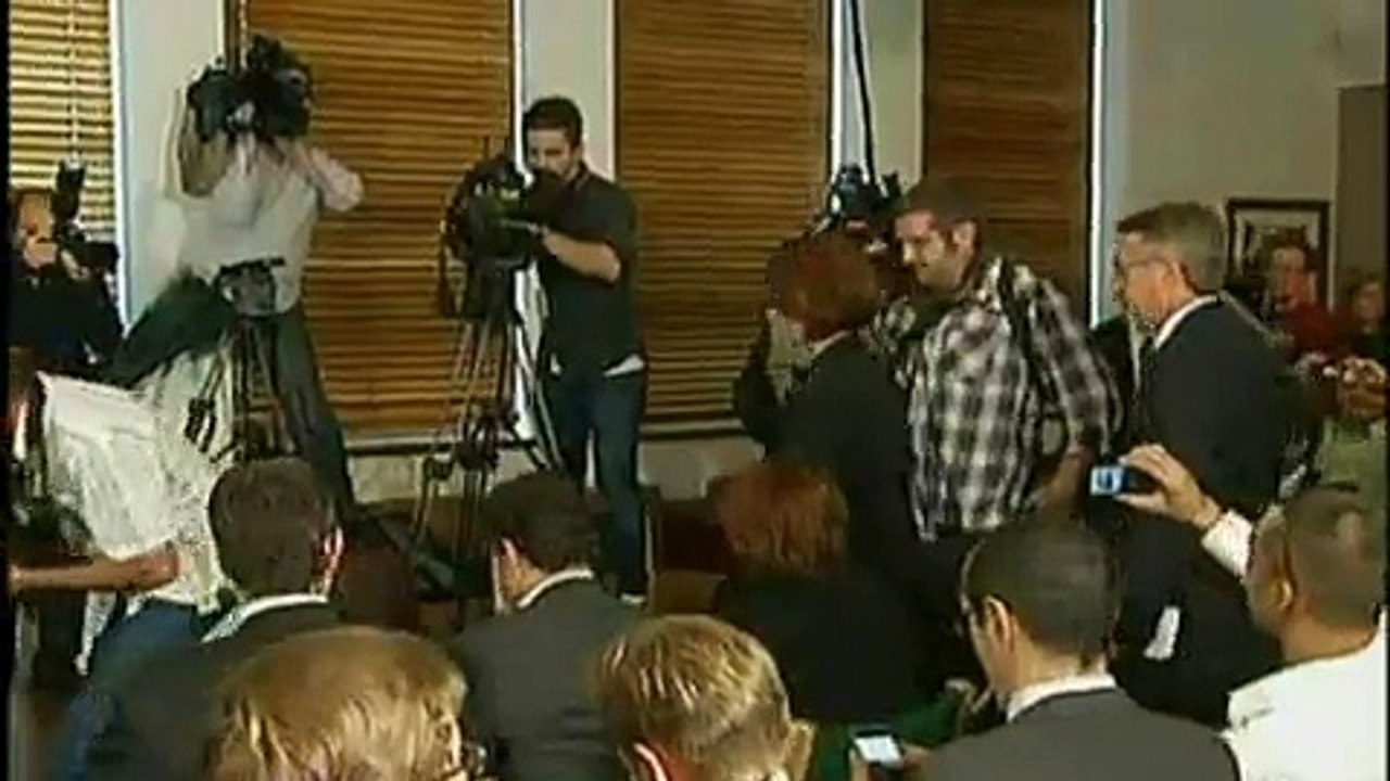 Julia Gillard becomes Australia's first female prime minister