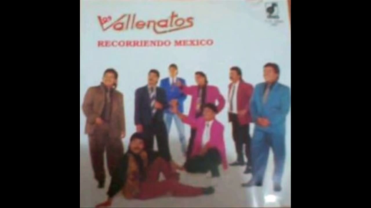 LOS VALLENATOS DE LA CUMBIA  sufriendo tu ausencia