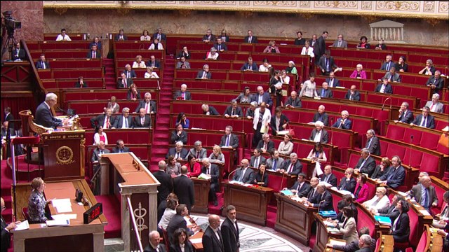 Bartolone rend hommage à Jean Zay à la tribune de l'Assemblée