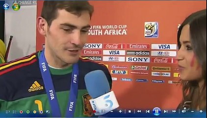 Spain Football Captain Casillas kiss a reporter