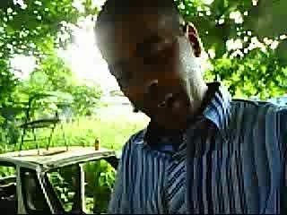 lé  mur   !!   aie ! !! !