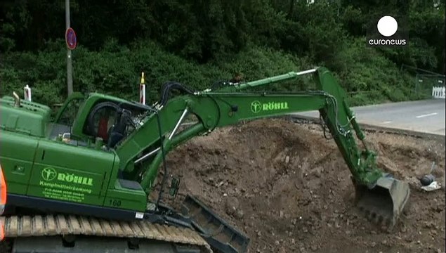 Thousands evacuated in Cologne as WWII bomb is defused